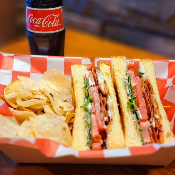 Simmer: Sandwiches - ST Pizza